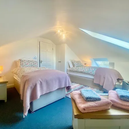 Grove At The Дом отдыха