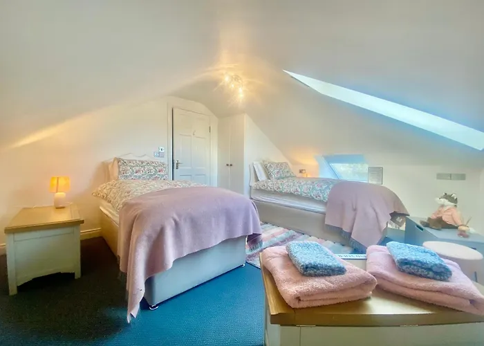 Grove At The Дом отдыха